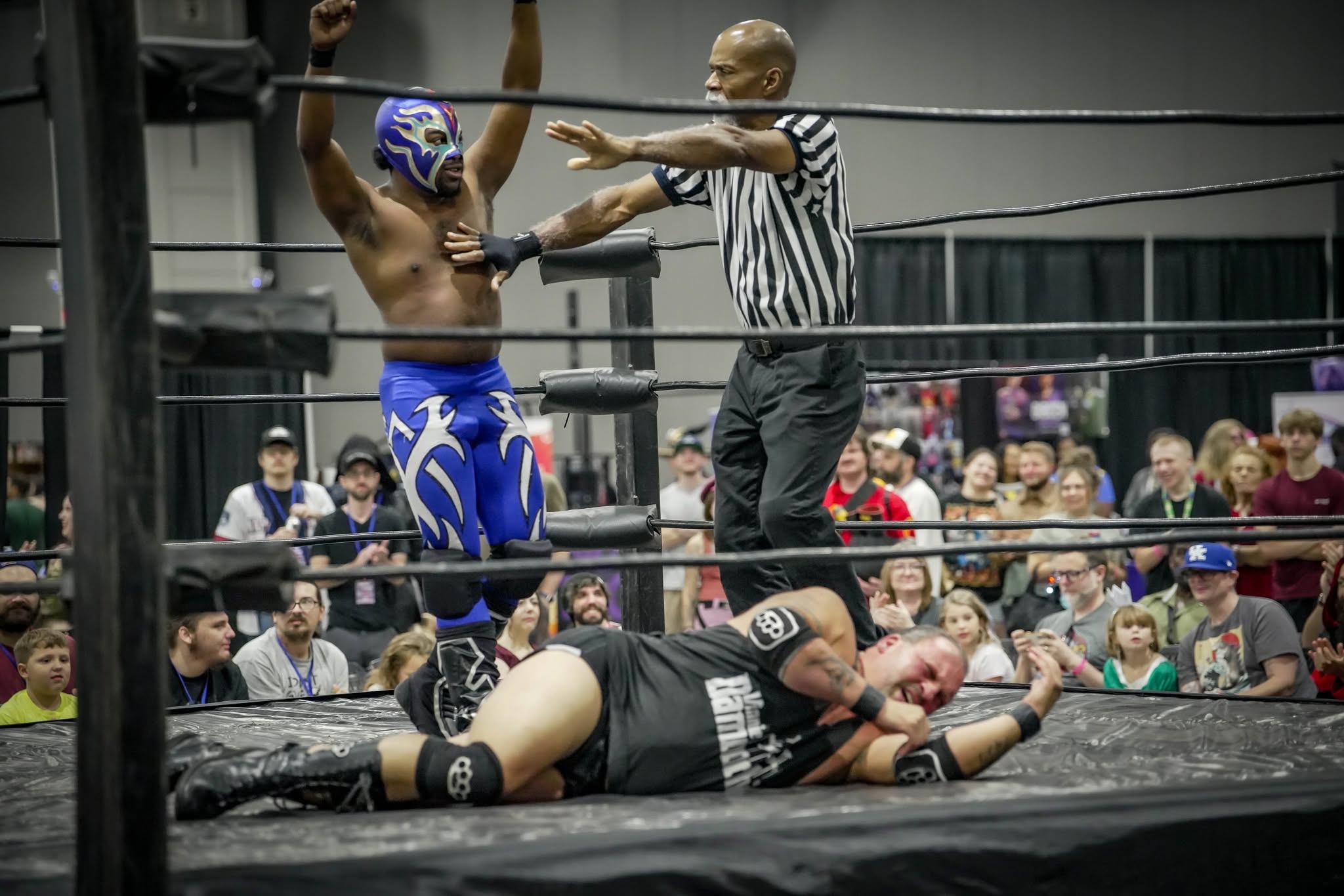 Live wrestling match at GGE